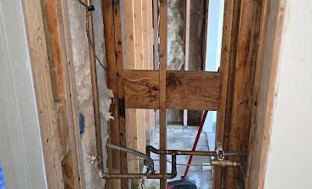 Frozen Pipe Water Removal in Mountlake Terrace, WA